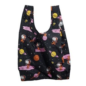 Limited Edition Take Care with Peanuts x Baggu Reusable Bag Snoopy in Space